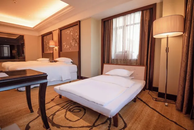 Family, 2 Double Beds, Sofa, Sheraton Shantou Hotel 3/9