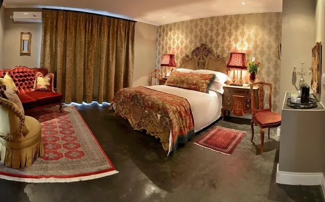جناح فاخر بسرير كوين بغرفة نوم واحدة، Duke And Duchess Boutique Hotel 3/4