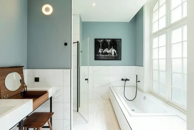 Superior, King Bed, Sapphire House Antwerp, Autograph Collection 10/10
