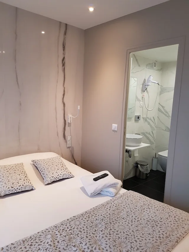 Design, Queen Bed, KYRIAD DIRECT ROUEN CENTRE GARE 2/4