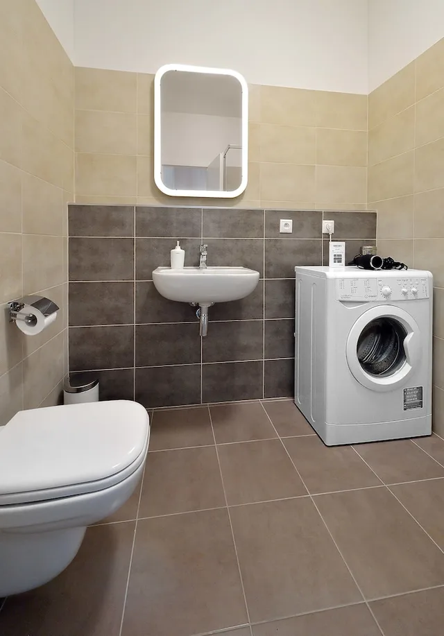 1 Bedroom, Myto, Economy, Apartment, Queen Bed, Sofa، Charming & Cozy - Ambiente Apartments 8/8