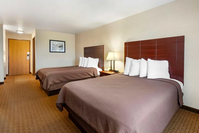 غرفة بسريرين كوين لذوي الإعاقة، Best Western Wittenberg Inn 1/4