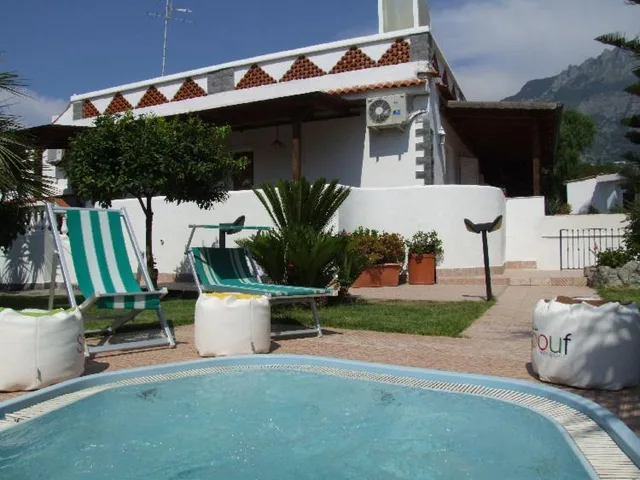 Economy, Double or Twin Bed, Separate Building، Hotel Terme Villa Teresa 2/2