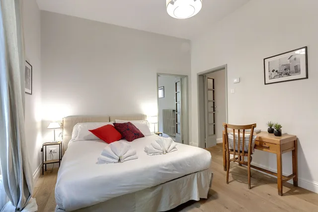 شقة بسريرين كوين بغرفتي نوم مع أريكة، Mamo Florence - Nori Apartment 1/10