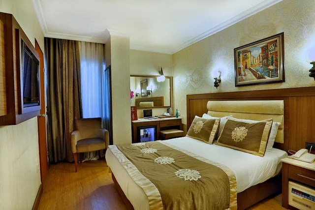 غرفة قياسية بسرير مزدوج وسرير فردي، Grand Hilarium Hotel 9/10