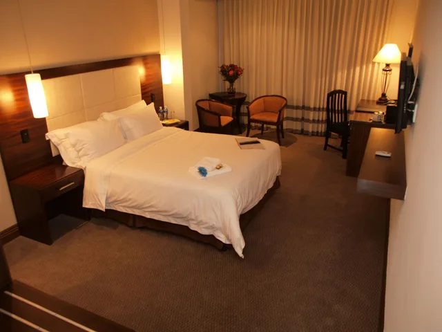 غرفة تنفيذية بسرير كوين، Splendid Inn Pinetown Ex Premier Hotel Pinetown 2/9