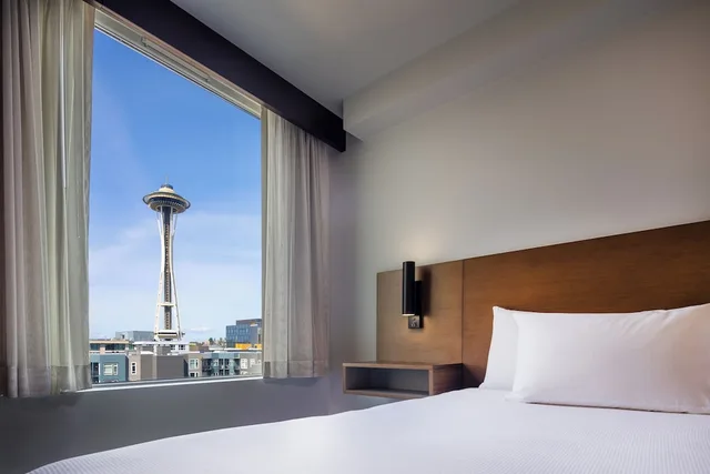 Standard, King Bed, Space Needle View, Hyatt Place Seattle Downtown 1/6