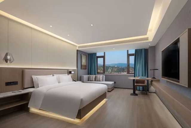 Deluxe, King Bed, Wyndham Garden Puer Mojiang 1/1