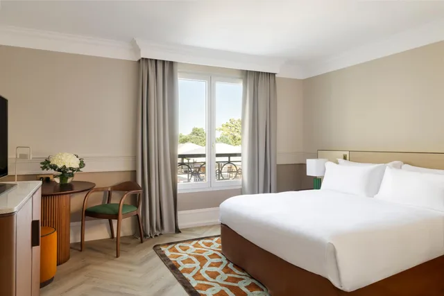 غرفة بريميوم ثلاثية، InterContinental Chantilly Chateau Mont Royal, an IHG Hotel 2/4
