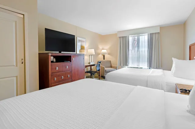غرفة بسرير كوين، Best Western North Roanoke 1/6