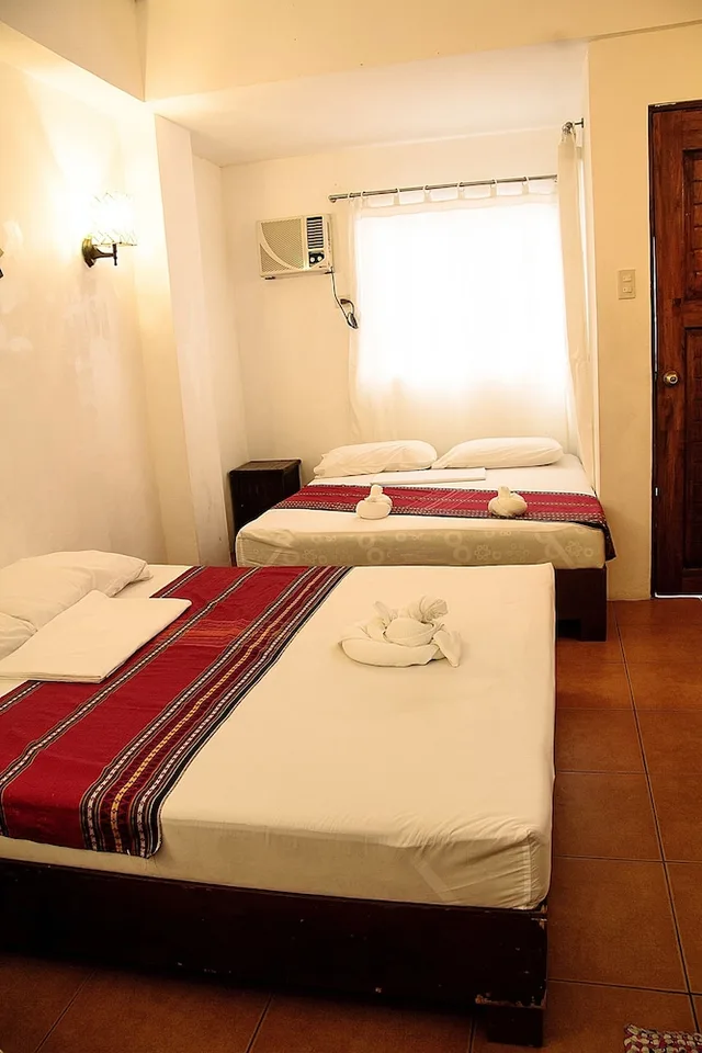 Family, Quadruple, 1 Single and 2 Queen Beds، Boracay Ocean Bay Resort 2/2