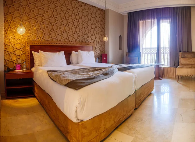غرفة سوبيريور بسريرين منفصلين، Hivernage And Spa Hotel 1/10