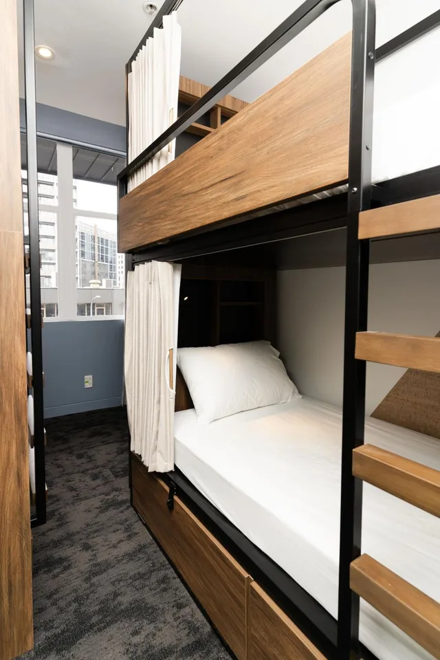 سكن مشترك بأربعة أسرّة للنساء، Haka House Auckland City 1/2