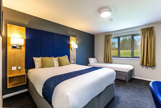 غرفة عائلية بسرير مزدوج وسرير فردي، Days Inn by Wyndham Gretna Green M74 4/5