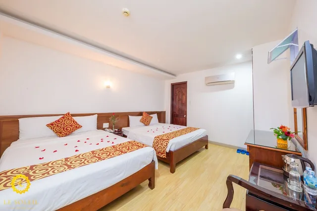 غرفة قياسية رباعية بسريرين كوين، Le Solei Hotel Nha Trang 3/7