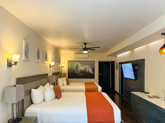 Master, Garden, Villa, Futon Bed, 2 King Beds, Single Bed، Hotel Entre Viedos 1/3