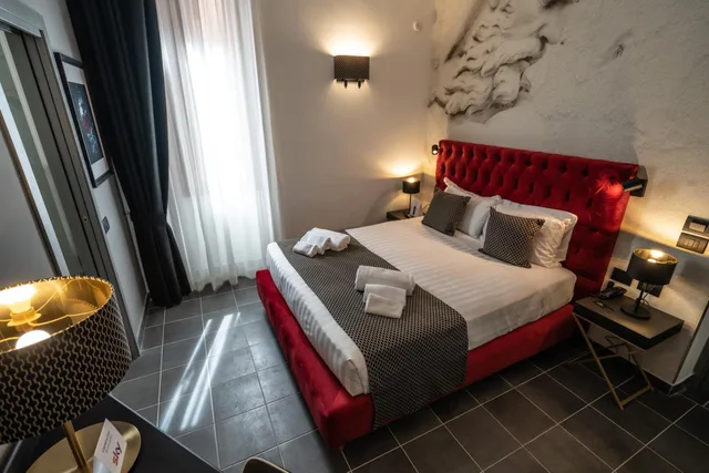 Deluxe, Queen Bed, Relais Manzoni 1/4