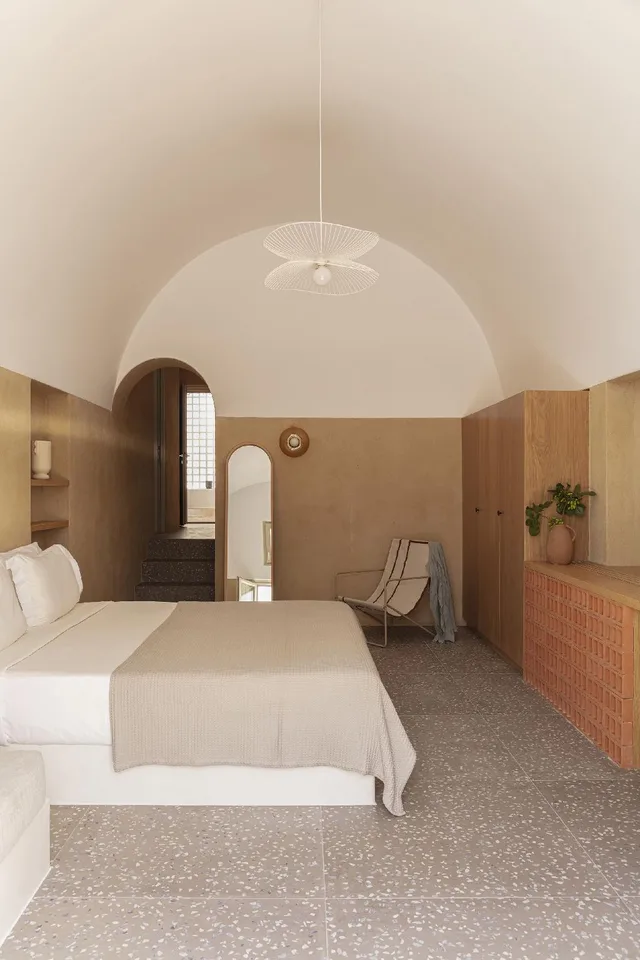 جناح استوديو فاخر بجاكوزي في الطابق الأرضي، Ethos Vegan Suites 1/1