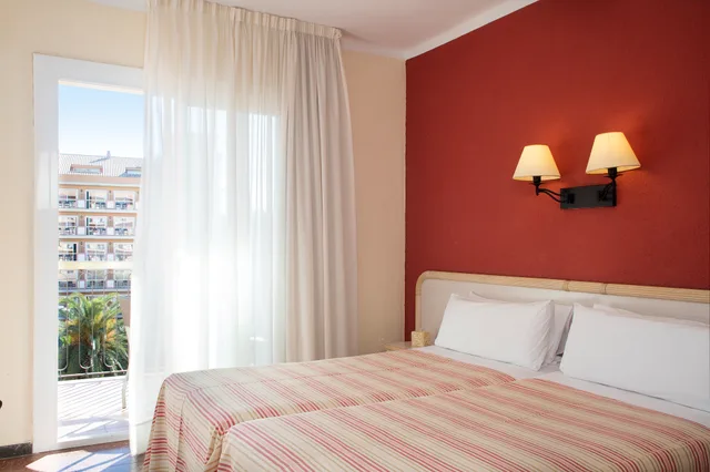 غرفة رباعية، Luna Park Hotel Yoga and Spa 1/1