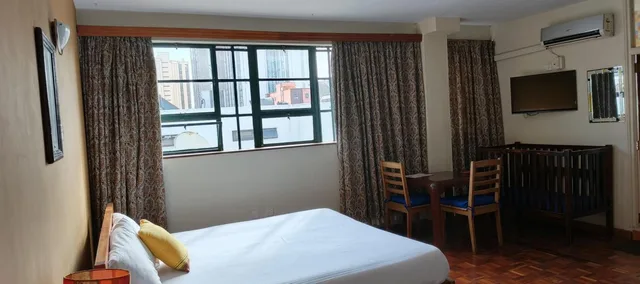 جناح سوبيريور، Kenya Comfort Hotel 3/8