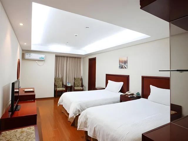 Business, Twin Beds, Greentree Inn Huangshan Railway Station Tiandu Business Htl 1/1