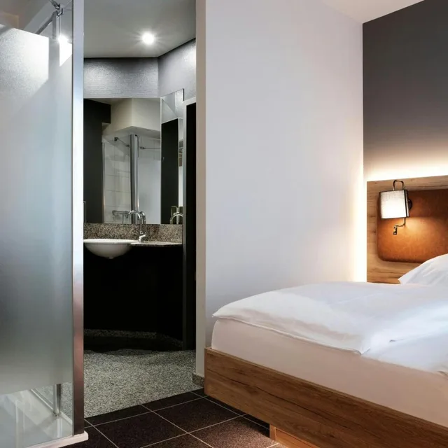 غرفة قياسية كبيرة بسرير كوين، FOUR POINTS FLEX by Sheraton Ratingen Dusseldorf Airport 6/10