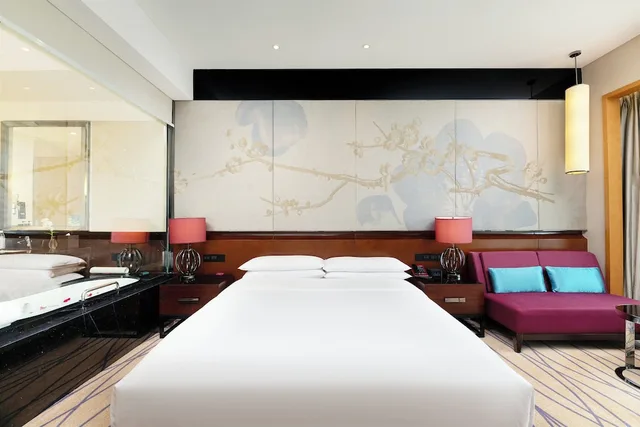 غرفة قياسية بسرير كينج، Crowne Plaza CHENGDU WEST 4/8