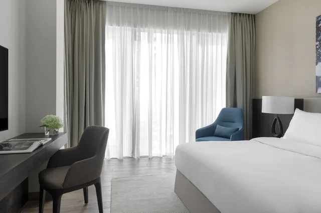 جناح ديلوكس بسرير كينج وسرير فردي بشرفة بغرفتي نوم، Jumeirah Living Marina Gate 2/3