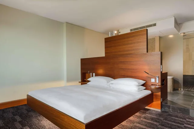 2 Bedrooms, Presidential, Suite, King Bed, SHERATON BERLIN GRAND HOTEL ESPLANADE 3/6