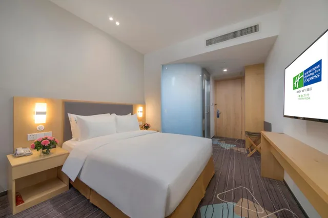 غرفة قياسية بسرير كينج وسرير كوين، Holiday Inn Express Yantai Yeda 4/7