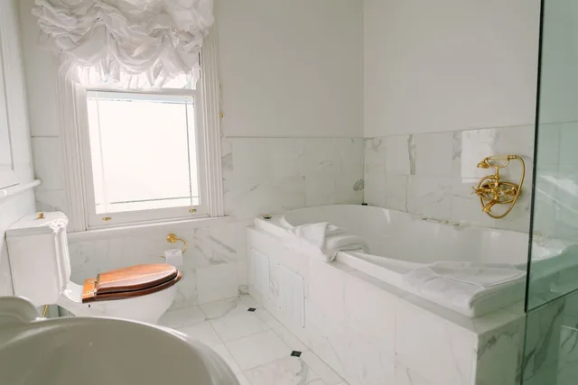 Yarra, Suite, King Bed، Chateau Yering Hotel 4/5