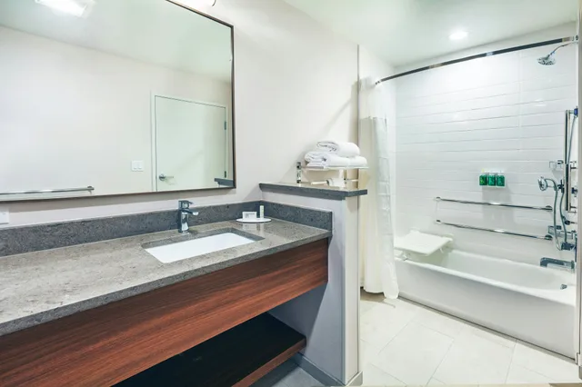 غرفة بسريرين كوين، Fairfield Inn & Suites By Marriott Tulsa Catoosa 3/11
