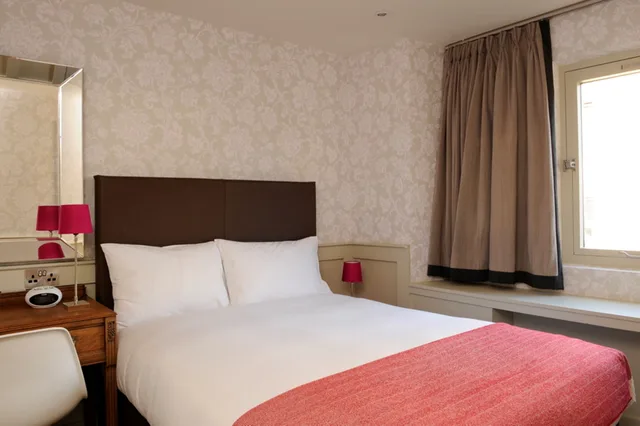 غرفة كومفورت بسرير مزدوج، Brooks Hotel Edinburgh 2/7