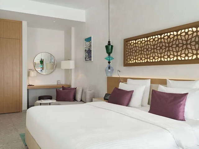 غرفة غراند ديلوكس بسرير كينج بإطلالة على البحر، The Chedi Lustica Bay Hotel 3/10