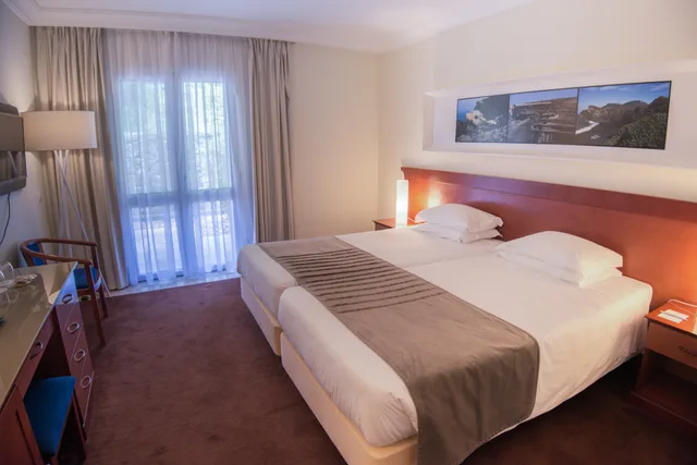 غرفة كلاسيكية مفردة، Azoris Faial Garden Resort Hotel 1/10