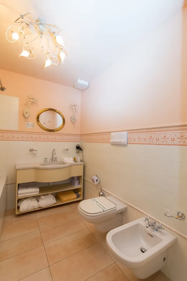 Deluxe, Suite, Queen Bed, Balcony, Hotel Serenella 7/10