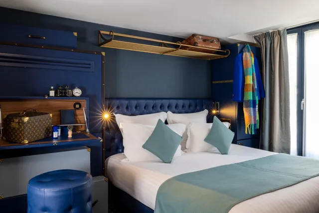 غرفة سوبيريور بسرير كينج بشرفة، Whistler Hotel 3/7
