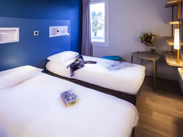 غرفة بسريرين منفصلين، Ibis Budget Bordeaux Lormont 1/2