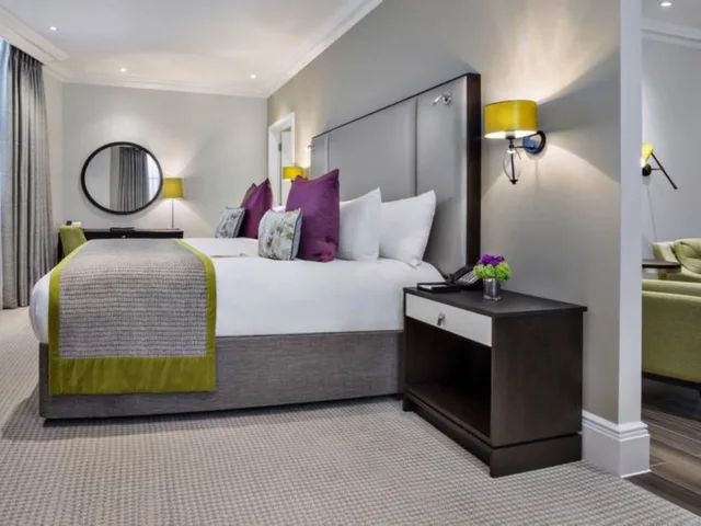 جناح سوبيريور، St James Court A Taj Hotel 1/1
