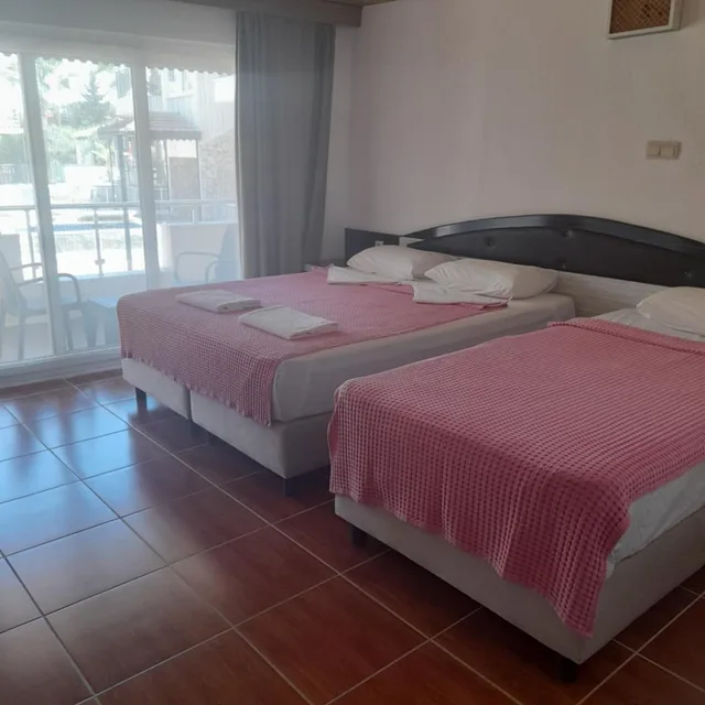 غرفة ديلوكس ثلاثية، Esmeralda Butik Hotel 1/10