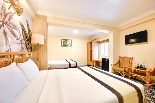غرفة عائلية بسريرين كوين، Spring House Hotel 1/8