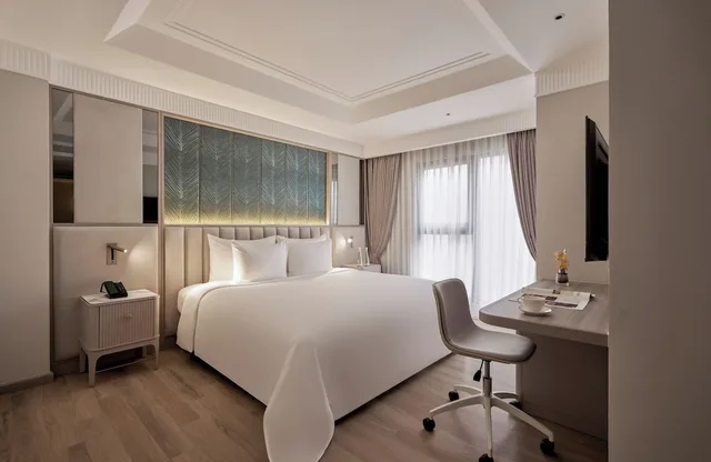 غرفة تنفيذية بسرير كينج، La Siesta Premium Saigon Central 3/4