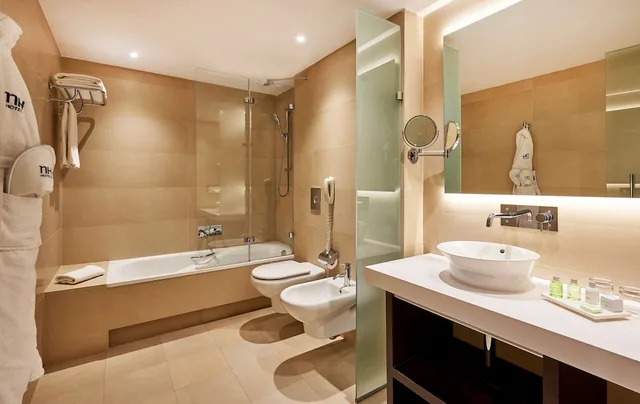 غرفة سوبيريور بسريرين منفصلين، Hotel NH Sants Barcelona 7/9