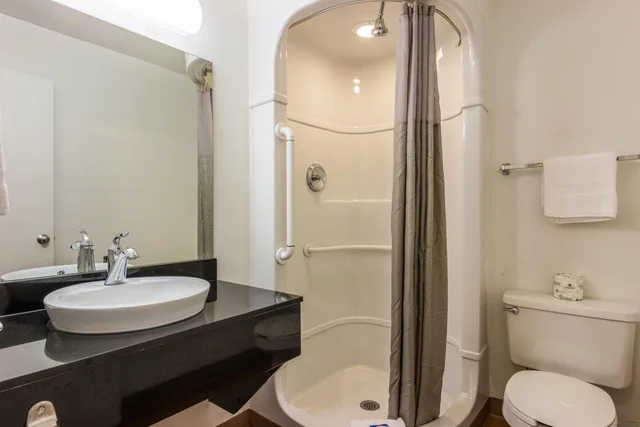 غرفة بسرير كوين، Motel6 Longview, TX 7/10