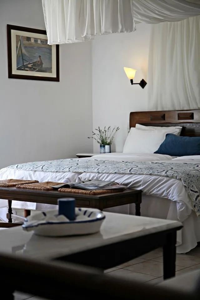 غرفة سوبيريور بسريرين منفصلين، Pelican Bay Art Hotel 5/7