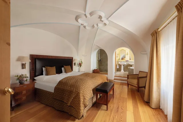 Lanai, Suite, Twin Beds، Grand Hotel Kronenhof 1/2