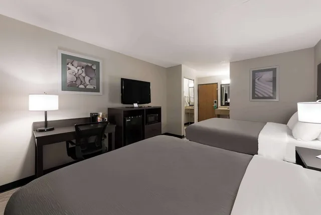 غرفة قياسية بسريرين كوين، Quality Inn Merriam Kansas City 5/10