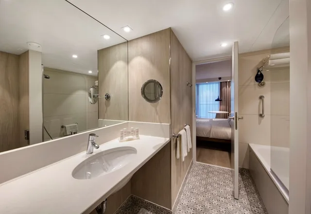Multiple Bedrooms, Family، RADISSON BLU NICE 3/4
