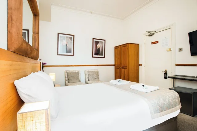 غرفة قياسية مزدوجة، OYO The Lodge Bournemouth 6/9