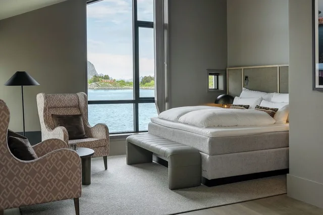 جناح جونيور بسرير كوين بإطلالة على الجبل، Henningsvaer Bryggehotell by Classic Norway Hotels 2/4